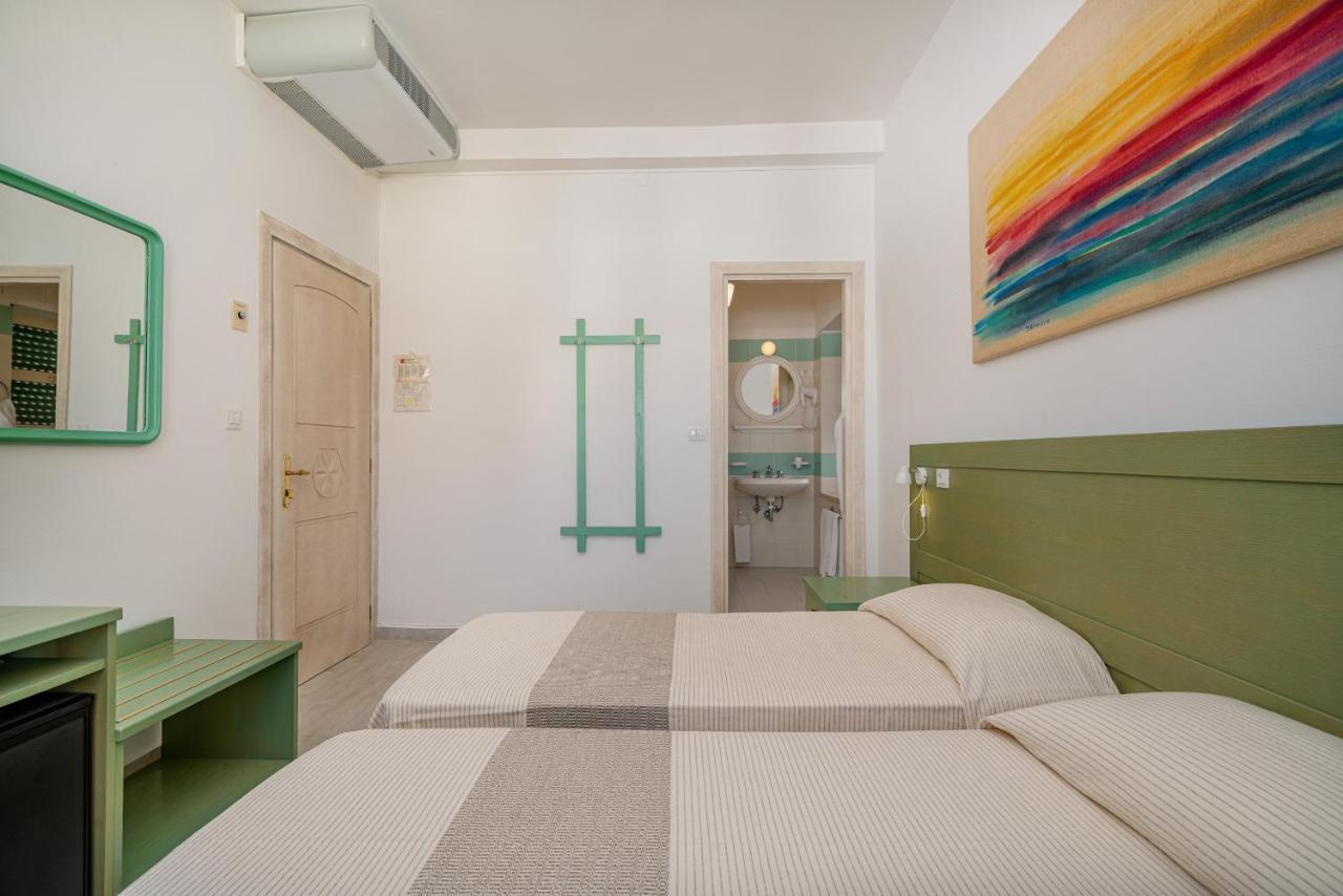 Hotel Marinaro Santa Teresa Gallura Εξωτερικό φωτογραφία