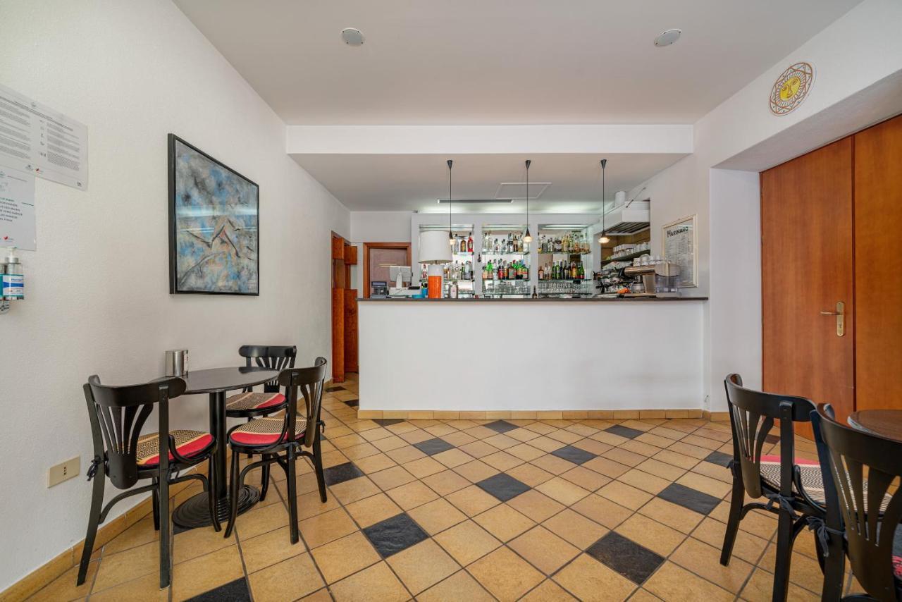 Hotel Marinaro Santa Teresa Gallura Εξωτερικό φωτογραφία