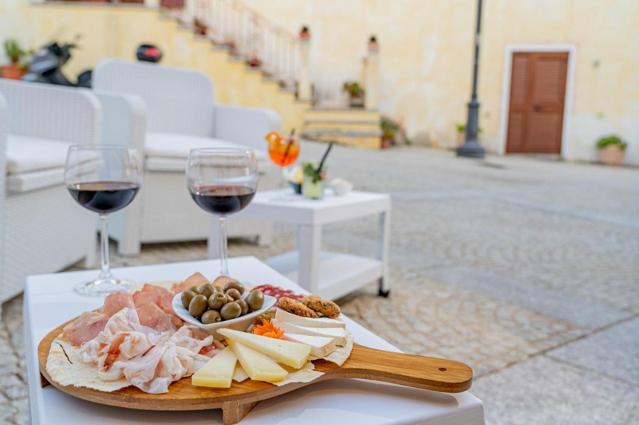 Hotel Marinaro Santa Teresa Gallura Εξωτερικό φωτογραφία