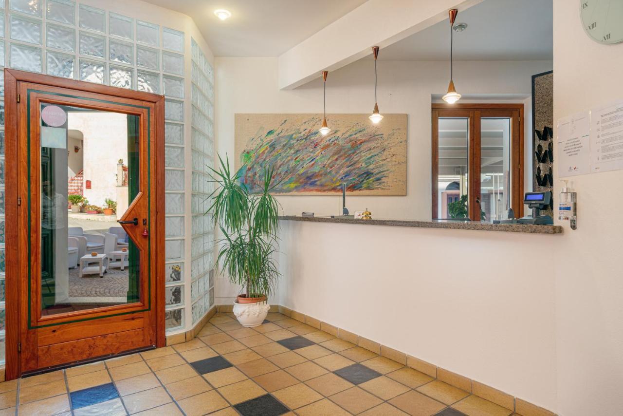 Hotel Marinaro Santa Teresa Gallura Εξωτερικό φωτογραφία