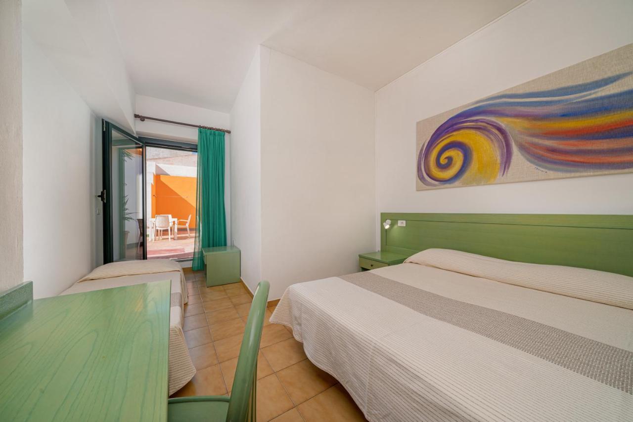Hotel Marinaro Santa Teresa Gallura Εξωτερικό φωτογραφία