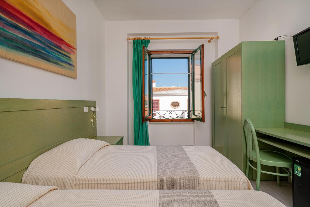 Hotel Marinaro Santa Teresa Gallura Εξωτερικό φωτογραφία