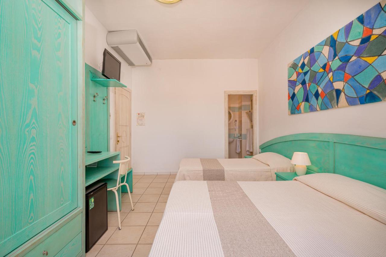 Hotel Marinaro Santa Teresa Gallura Εξωτερικό φωτογραφία