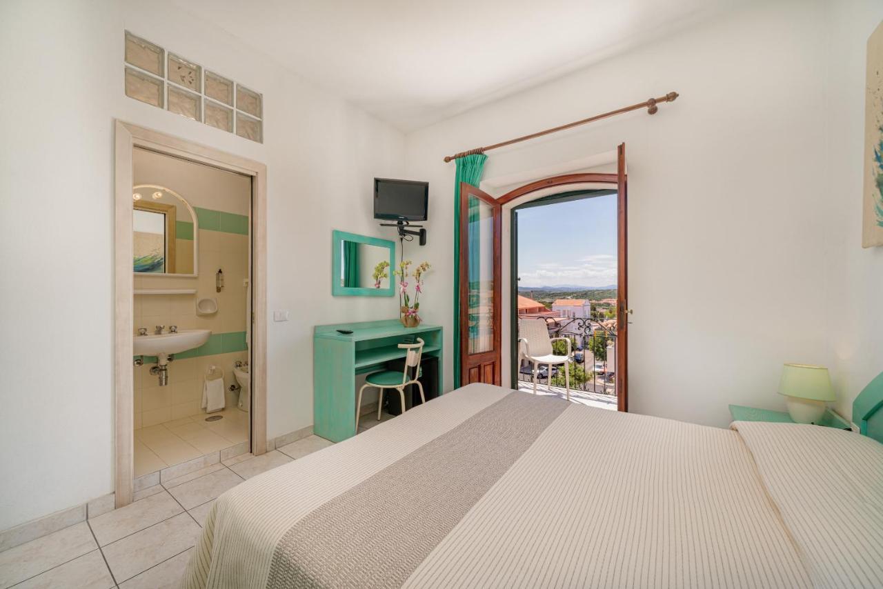 Hotel Marinaro Santa Teresa Gallura Εξωτερικό φωτογραφία